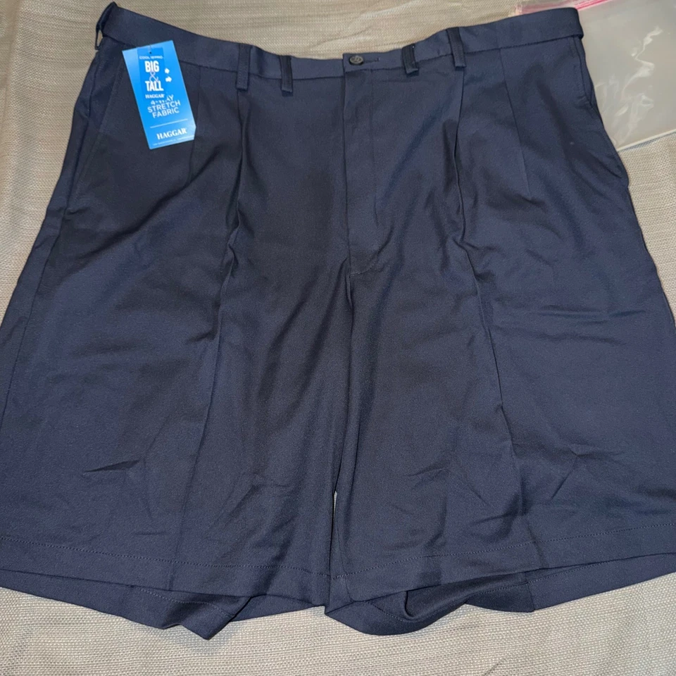 Haggar Mens Big Tall Cool 18 Pro Pleated Expandable Waist Shorts Navy 48W - Image 2 of 4