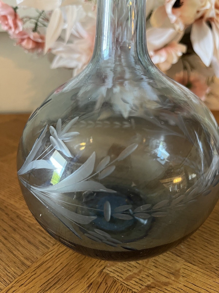 Vintage Mcm 1960 1970 Blue Etched Flower Wheat Glass Wine Decanter