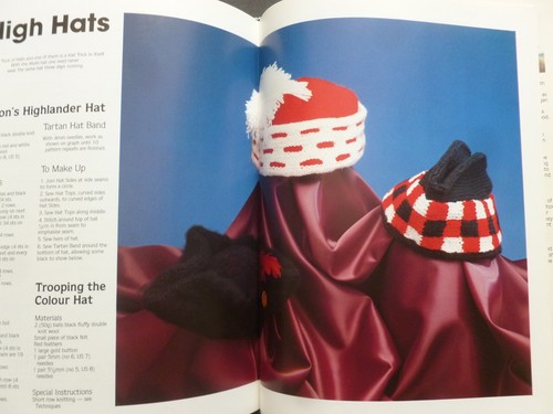 ROYAL KNITS - Designer Knitting for the Monarchy and Monarchists - Picture 11 of 15