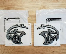 New 20-22 Dodge Charger Hellcat Platinum Silver Logo Fender 2 Emblems Oem New 20-22 Dodge Charger Hellcat Platinum Silver Logo Fender 2 Emblems Oem