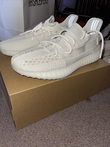 Yeezy Boost 350 V2 Bone HQ6316 Size 10 