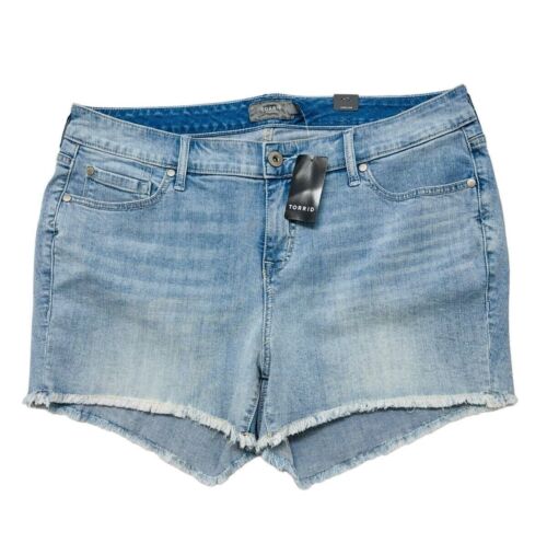 Torrid Jean Shorts 16 Blue Light Wash Mid Rise Frayed Hem Stretch NEW