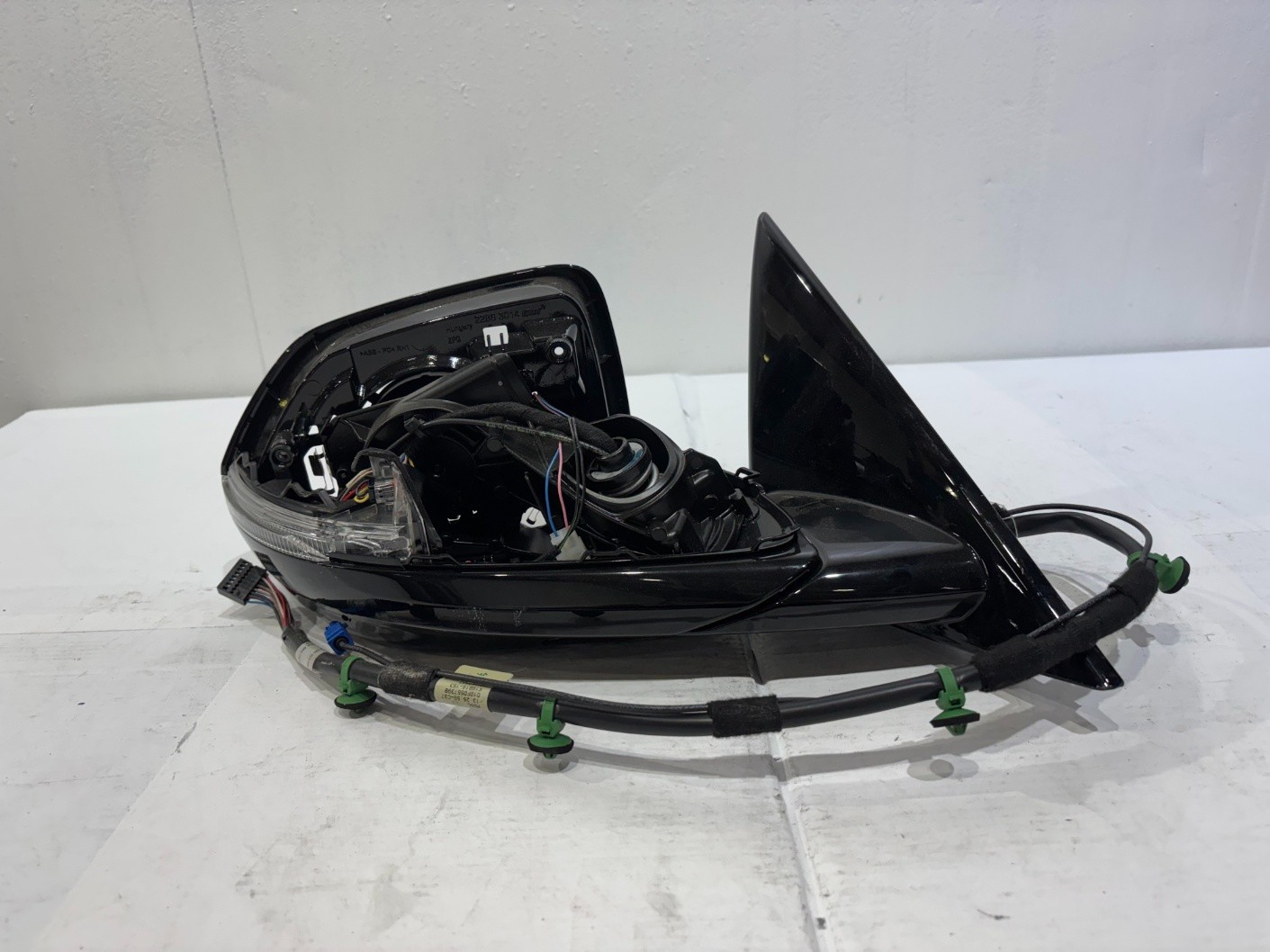 Lamborghini Urus 2019-2026 Right Side mirrors Pair P/N 4ML857410C