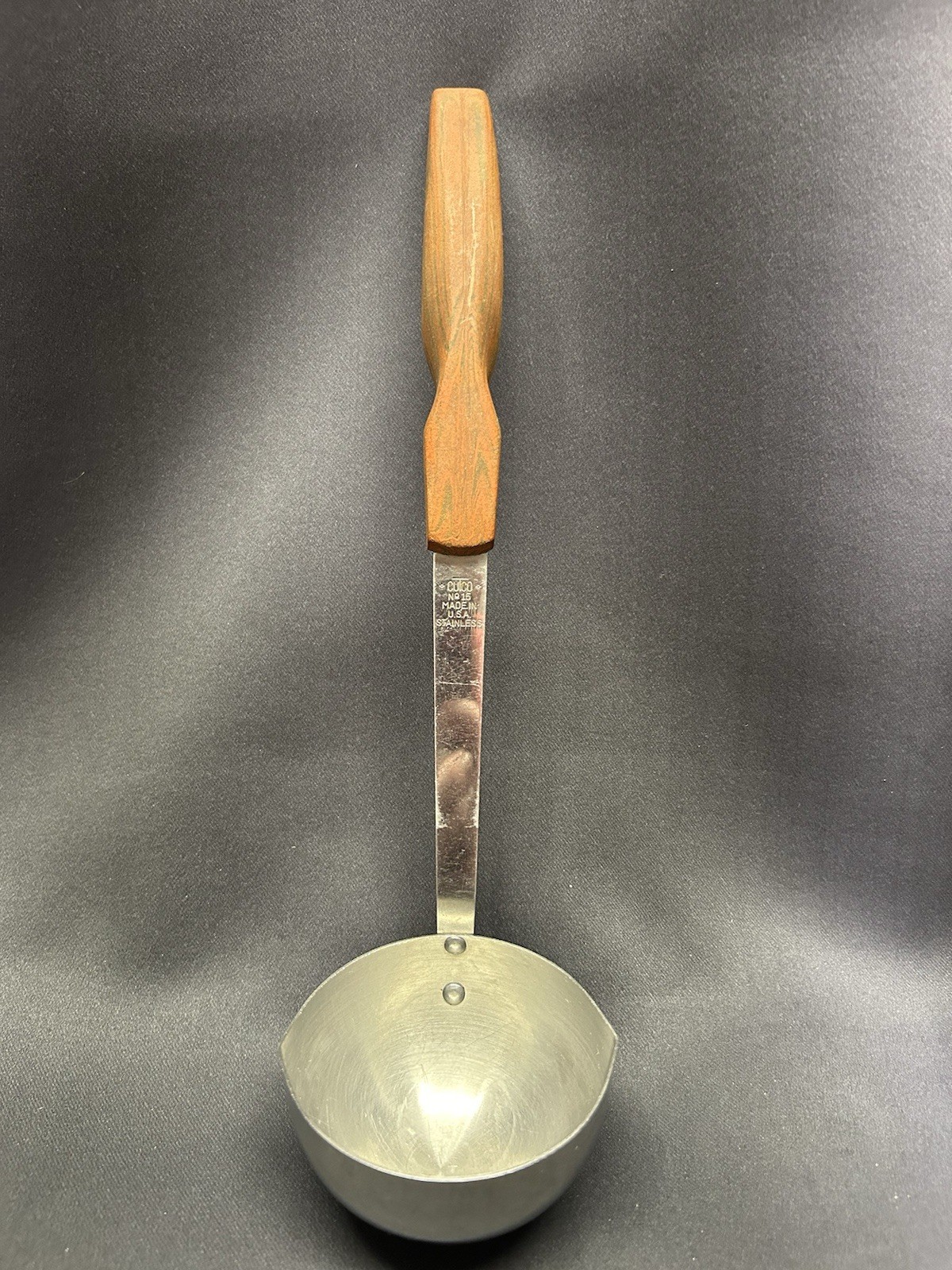 Vintage Cutco No 15 Soup Ladle Brown Swirl Handle Stainless Steel USA