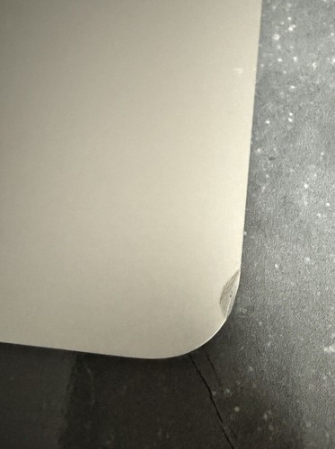 Apple MacBook Air 13zoll 2017 / i5 1,6GHz/8GB Ram / 128GB SSD / Gebraucht - Afbeelding 4 van 8