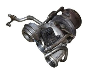 BMW F07 F10 F11 F12 F01 E70 E71 5,0i N63 Turbolader Abgasturbolader Garrett