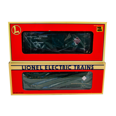 Lionel Railway Express Agency Standard & BC Starter REA Box Car Train Car 2P Lot