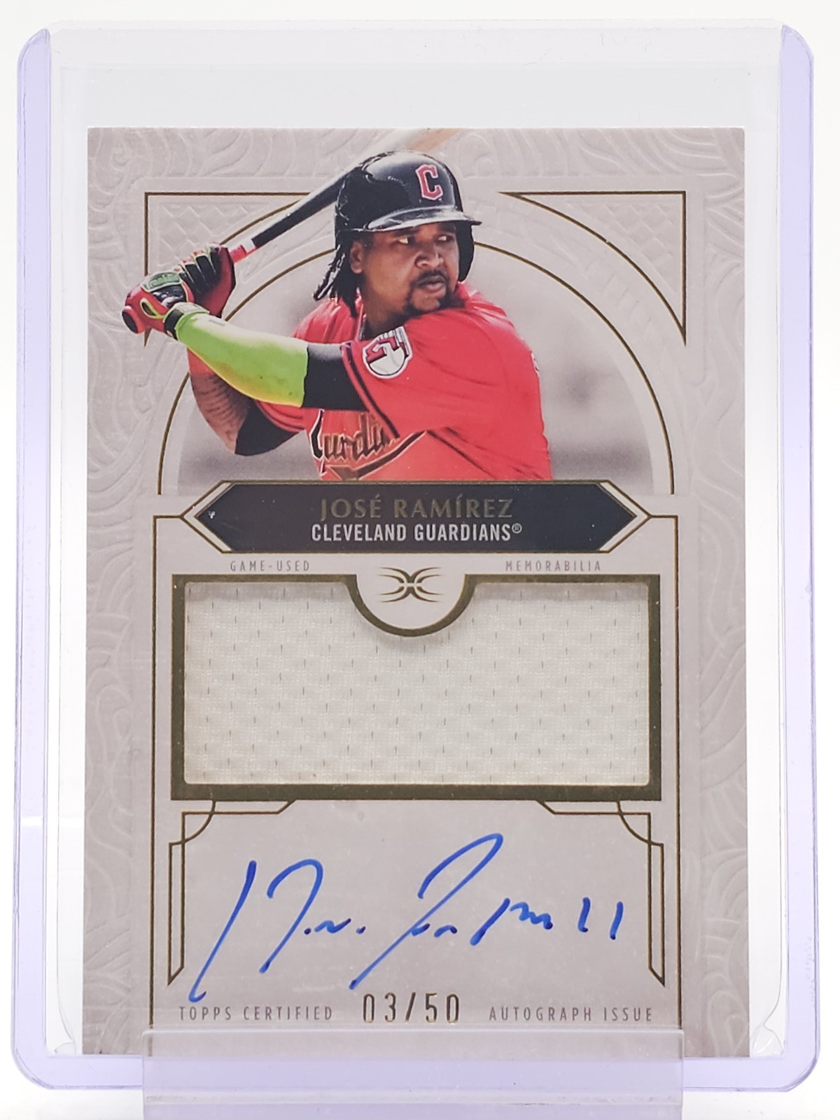 JOSE RAMIREZ 2025 TOPPS DEFINITIVE GAME-USED PATCH AUTOGRAPH /50 AUTO Q7349