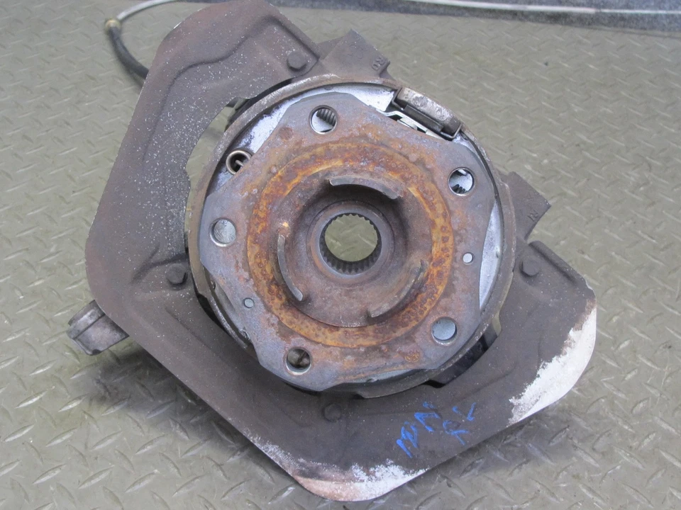 Porsche 911 996 1999-2004 tracción trasera husillo izquierdo nudillo cubo rueda Foto 4 de 4