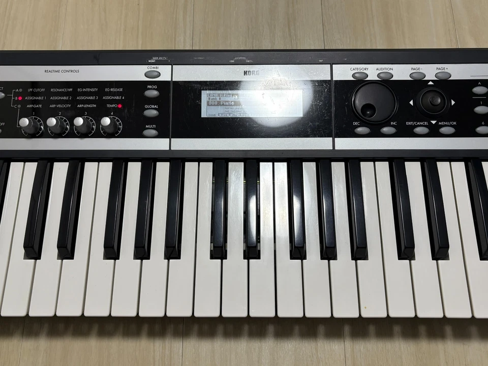 Korg X50 61-Key Keyboard Synthesizer with Soft Case and Adapter Used from Japan - Image 4 of 4
