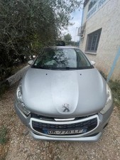 Moteur Peugeot 208