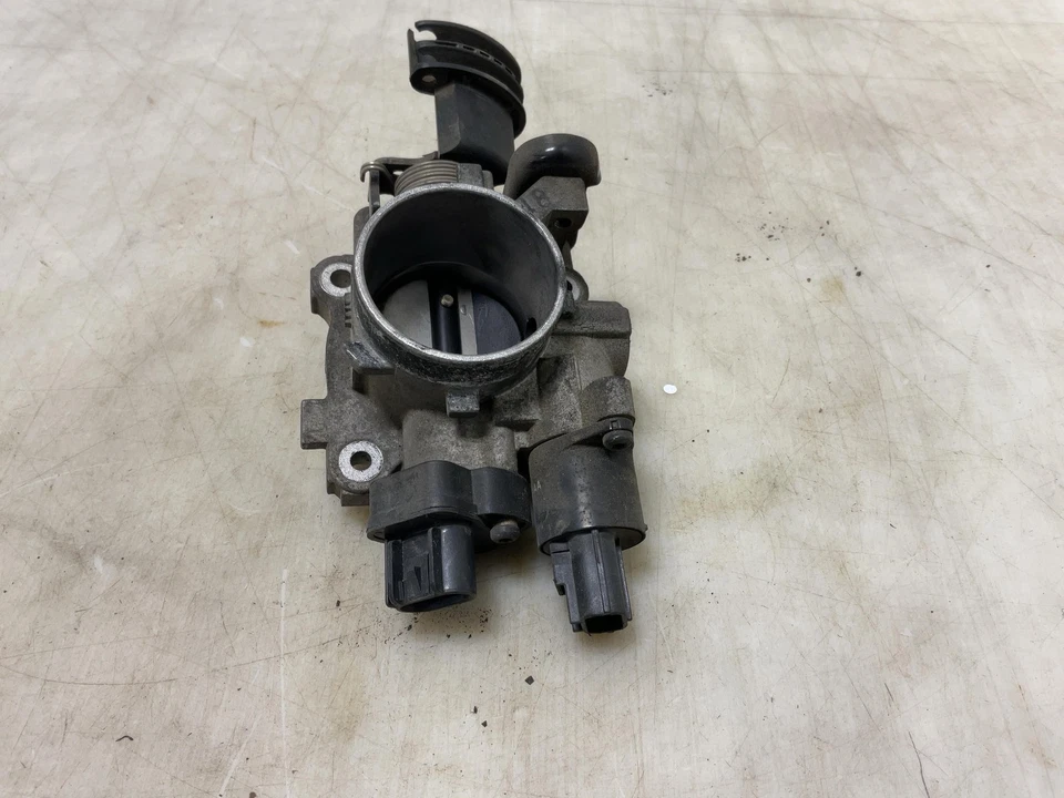 Conjunto de carrocería de acelerador Jeep TJ Wrangler OEM 4,0 L 6 cilindros 2004 048666 Foto 4 de 4