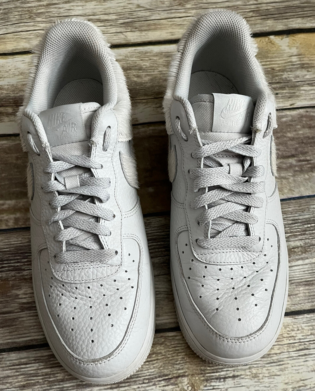 Scarpe Nike Air Force 1 ""Capelli di pony"" bianco polvere fotonica DM9088 001 da uomo taglia 9