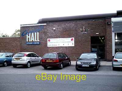 Photo 6x4 Clements Hall Leisure Centre Hawkwell/TQ8591 Managed to resist c2006