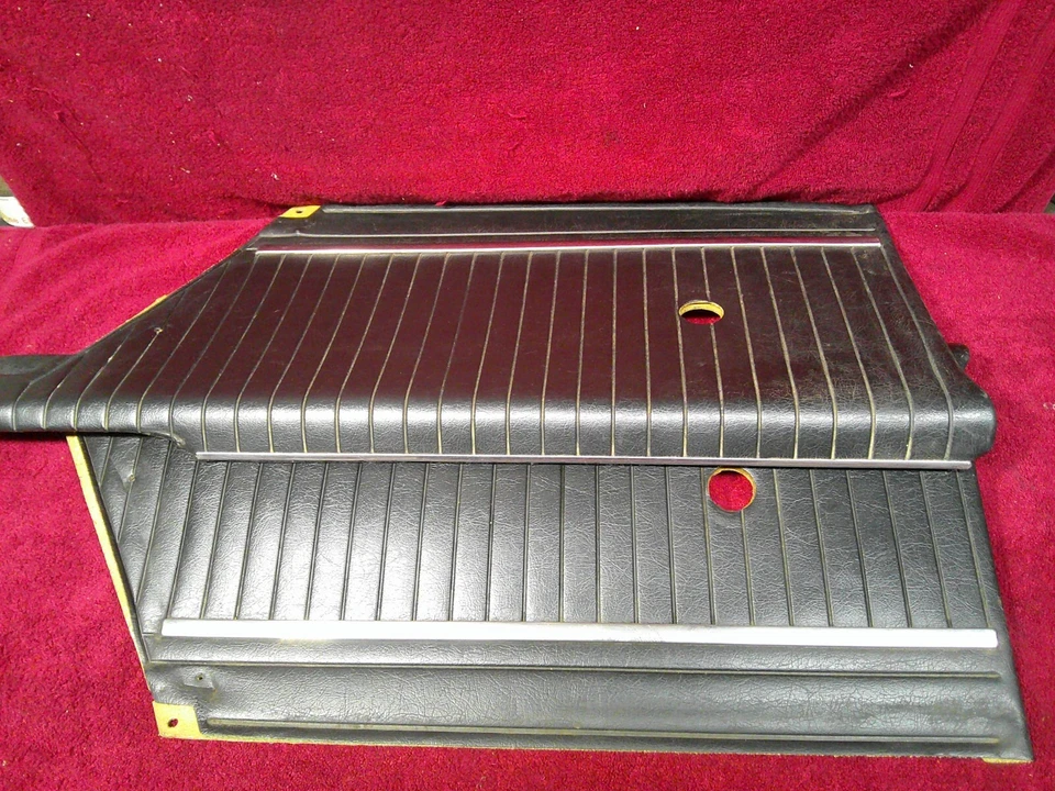 Pontiac Grand Prix L&R 1964 paneles de puertas interiores superiores traseros ¡muy bonitos! Foto 4 de 4