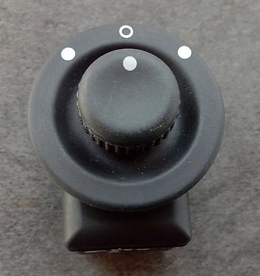 Bouton reglage retroviseur Renault Clio 2 Megane 1 99/03 8 broches 7700429992 C - Photo 1/3