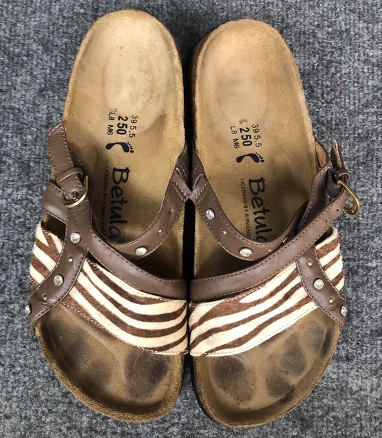 katy perry flat sandals