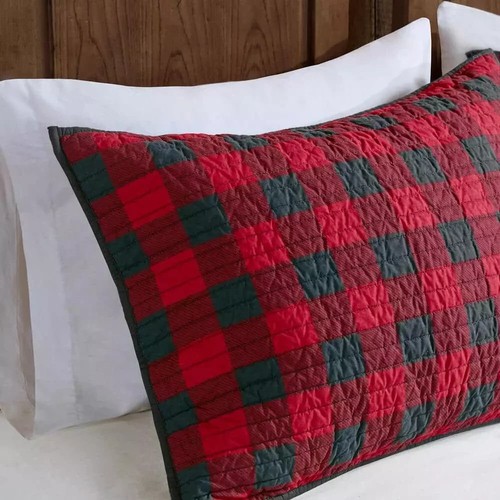 Woolrich 3 Piece Quilt Size Full/Queen Cotton Imported Geometric Color Red New - Picture 3 of 5