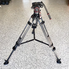 Manfrotto Carbon Fiber Tripod w/ Mid Spreader + Nitrotech N12 Fluid Head + Bag