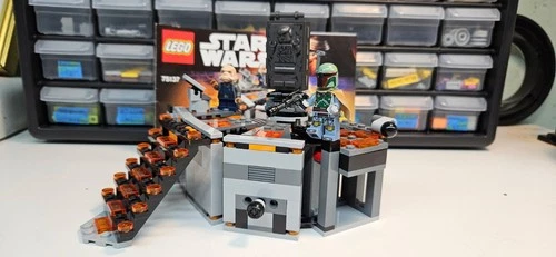 Lego Star Wars Carbon-Freezing Chamber 75137  Complete Set, No Box