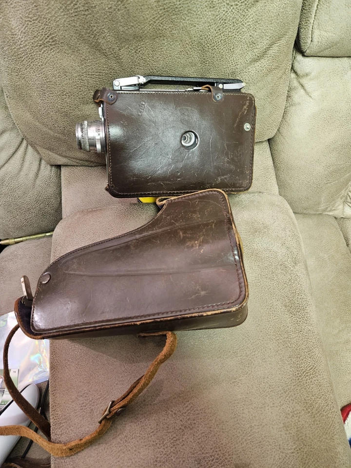 Cámara de película Cine-Kodak 16 mm revista vintage años 30 con estuche - Modelo A funciona Foto 3 de 4