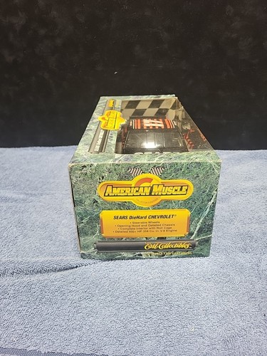 American Muscle #736 NASCAR Sears Die Hard #17 Chevrolet Truck 1:18! - Picture 4 of 8