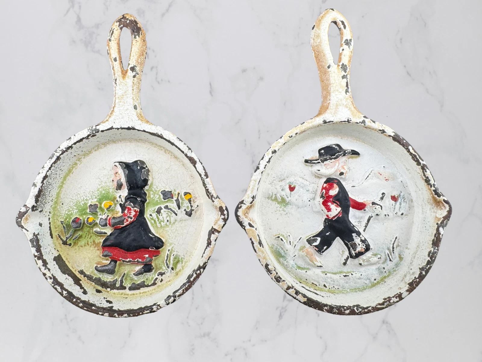 Vintage Cast Iron Amish Boy & Girl Mini Skillet Set Hand Painted Wall Decor 2pc