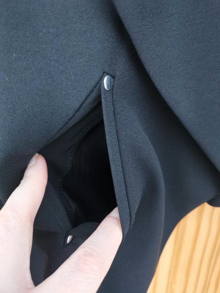 H&M Black Smart Suit Jacket, with shoulder pads & sleeve zips, UK Size