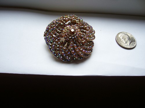 Vintage Alice Caviness Large Rhinestone Pinwheel Pin Champagne AB Colors Signed - Picture 7 of 10