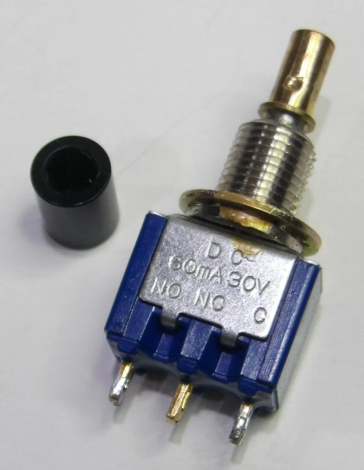 JR 9303 Radio Control RC Transmitter PUSH BUTTON TRAINER Switch - Image 2 of 2