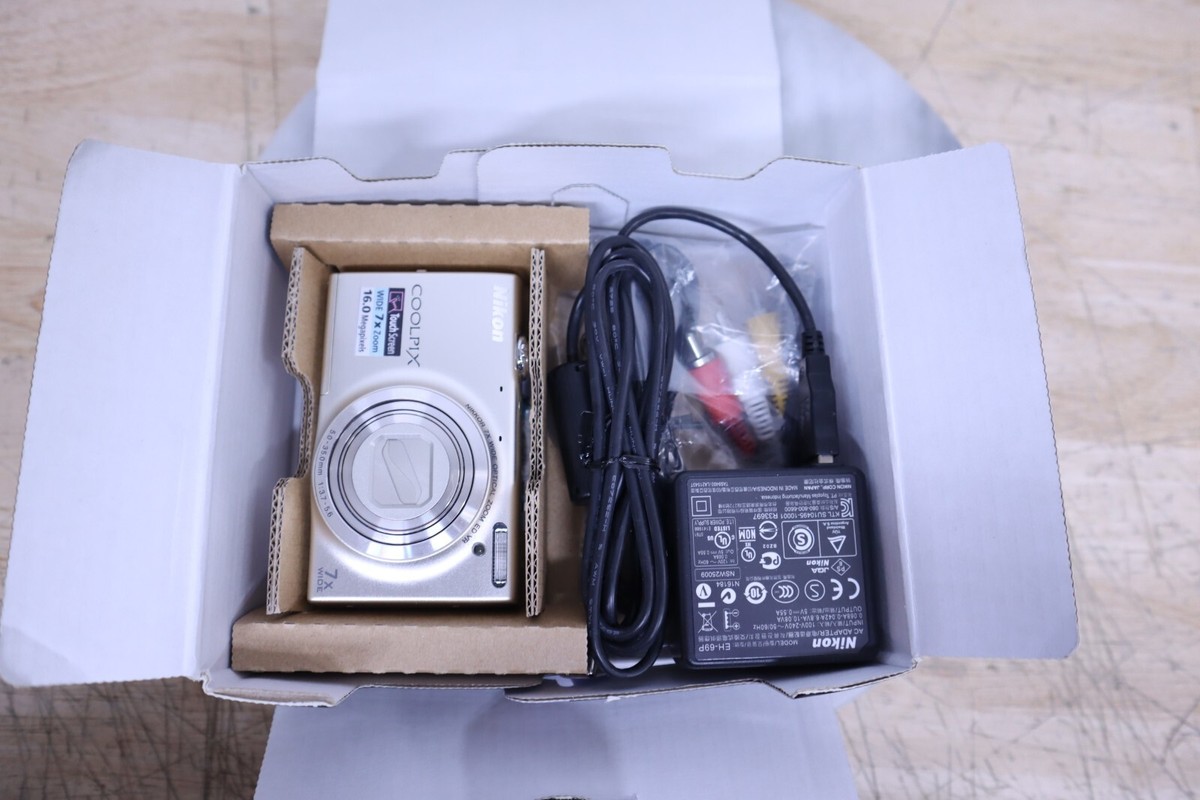 ぐっど Nikon COOLPIX S6100 シルバー Nikon COOLPIX S6100 16.0MP Digital Camera - Silver for sale