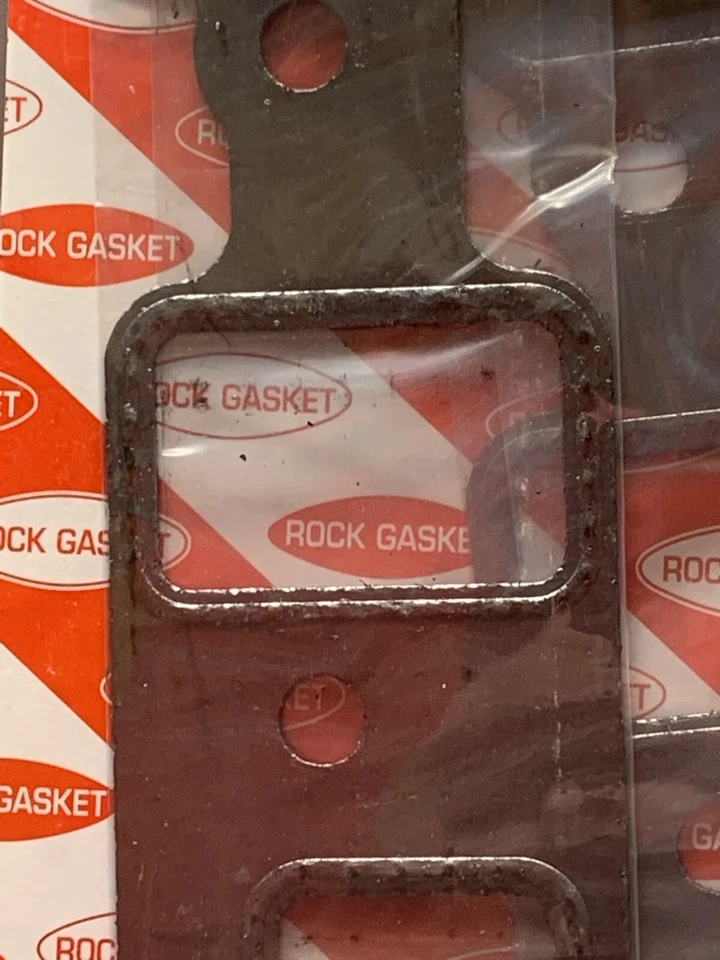 Комплект прокладок впускного коллектора двигателя DNJ IG3126 подходит для транспортных средств, перечисленных в таблице - Изображение 2 из 4