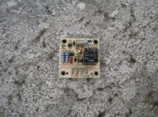 Carrier Bryant Payne HN67ZZ001A 1059-10 Furnace Time Delay Relay Circuit Board
