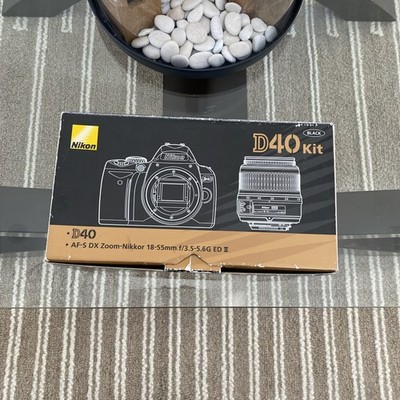Nikon D40 Camera Kit with no lens, Box, Manual, Used Japan