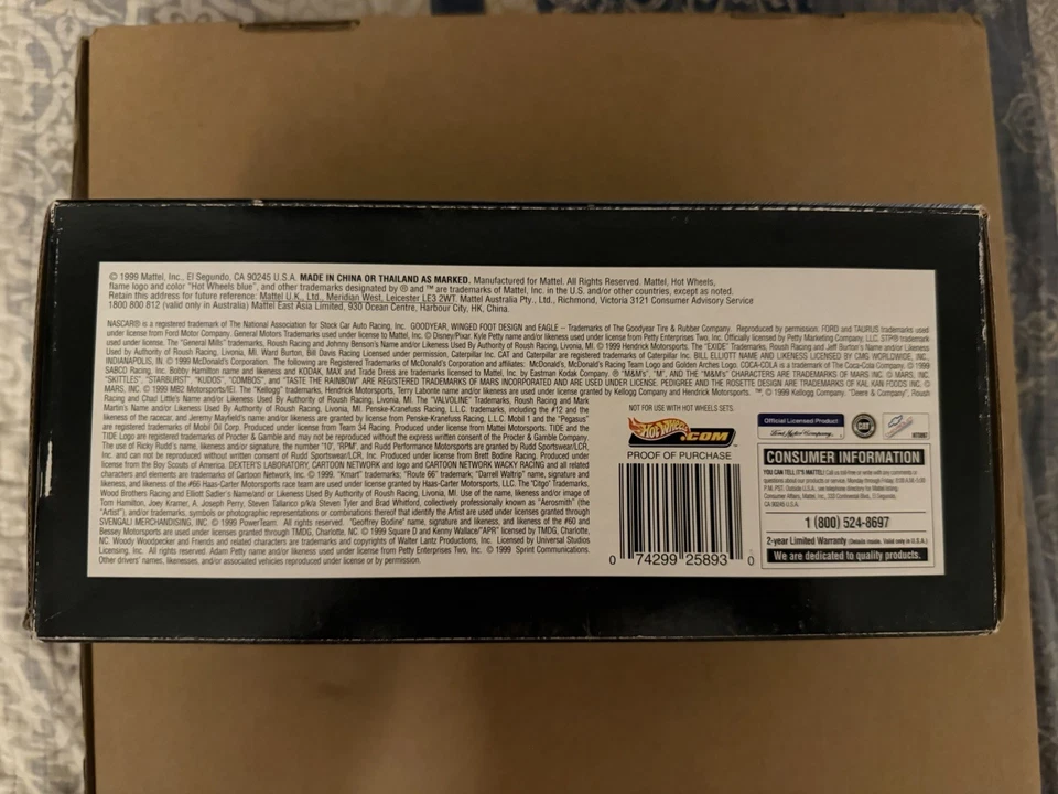 Hot Wheels Racing Race Day Deluxe escala 1:64 NASCAR #60 Powerteam 27552 Foto 4 de 4