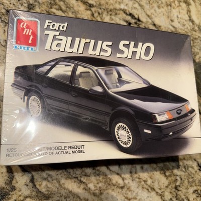 AMT/ERTL 1990 FORD TAURUS SHO MODELING KIT #6075 NEW AND SEALED FROM 1989