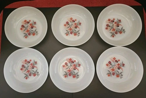 Vtg Anchor Hocking Fire King Primrose 6 1/2 Dia. Bowls Set Of 6 Milk Glass