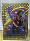 2024 Topps Finest Basketball Gold Geometric Refractor Scoot Henderson #281