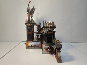 LEGO NEXO KNIGHTS: Jestro's Volcano Lair 70323 Evil Mobile 70316 Moltor's 70313