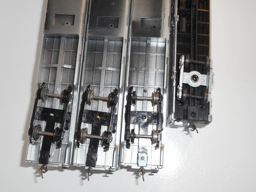 Athearn Amtrak Passenger, & Other US Mail Car x 4. HO. Good cond. 2 rail DC - Picture 14 of 15
