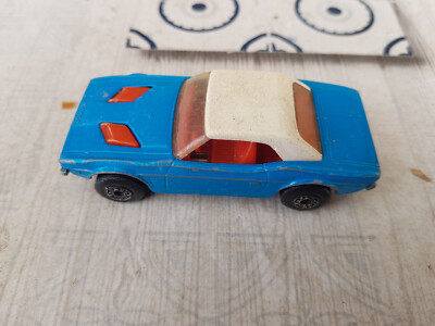 K-42 Matchbox Superfast: SF-1 Dodge Challenger blau/weiss