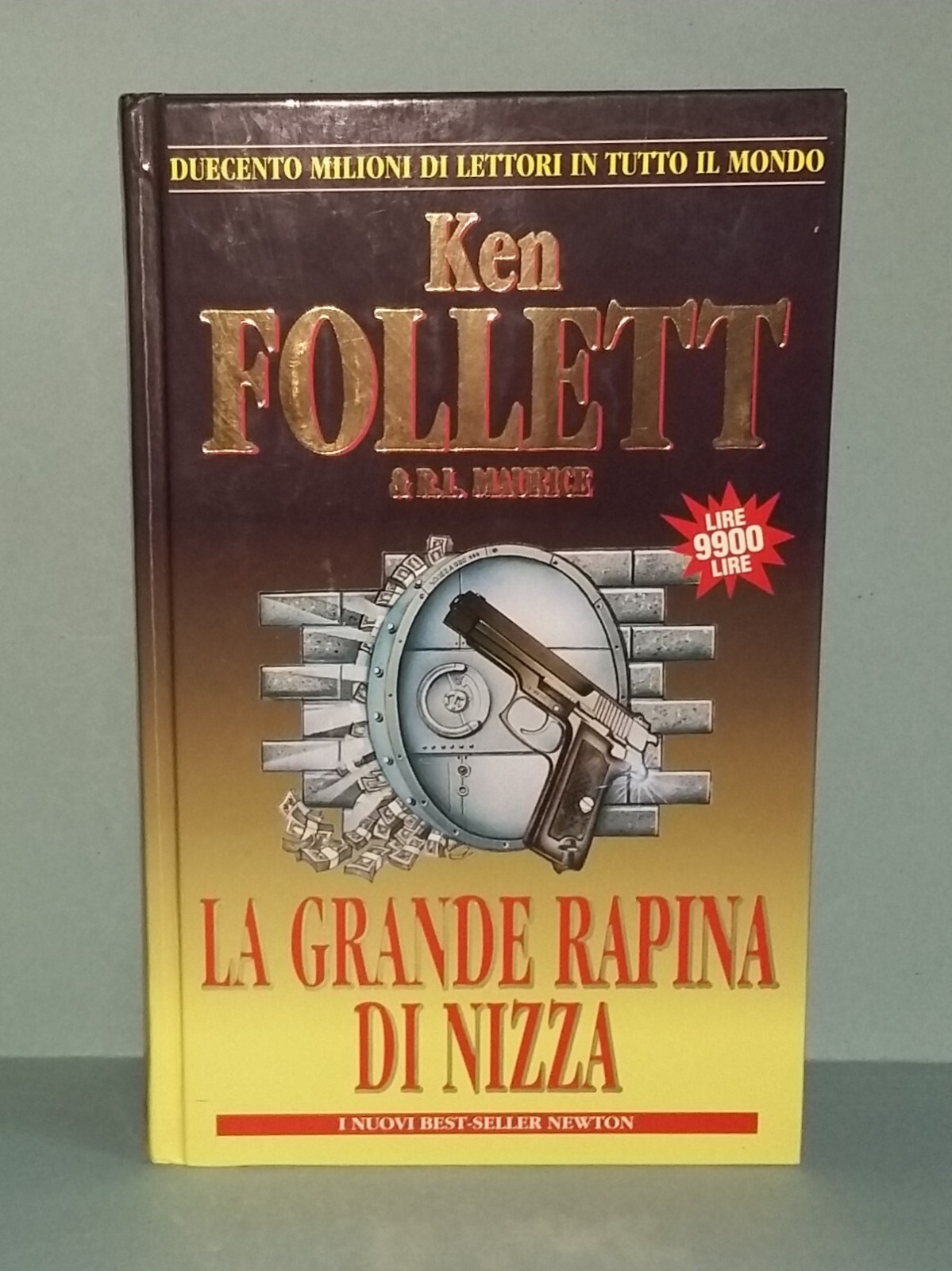 Foto 1 di 9