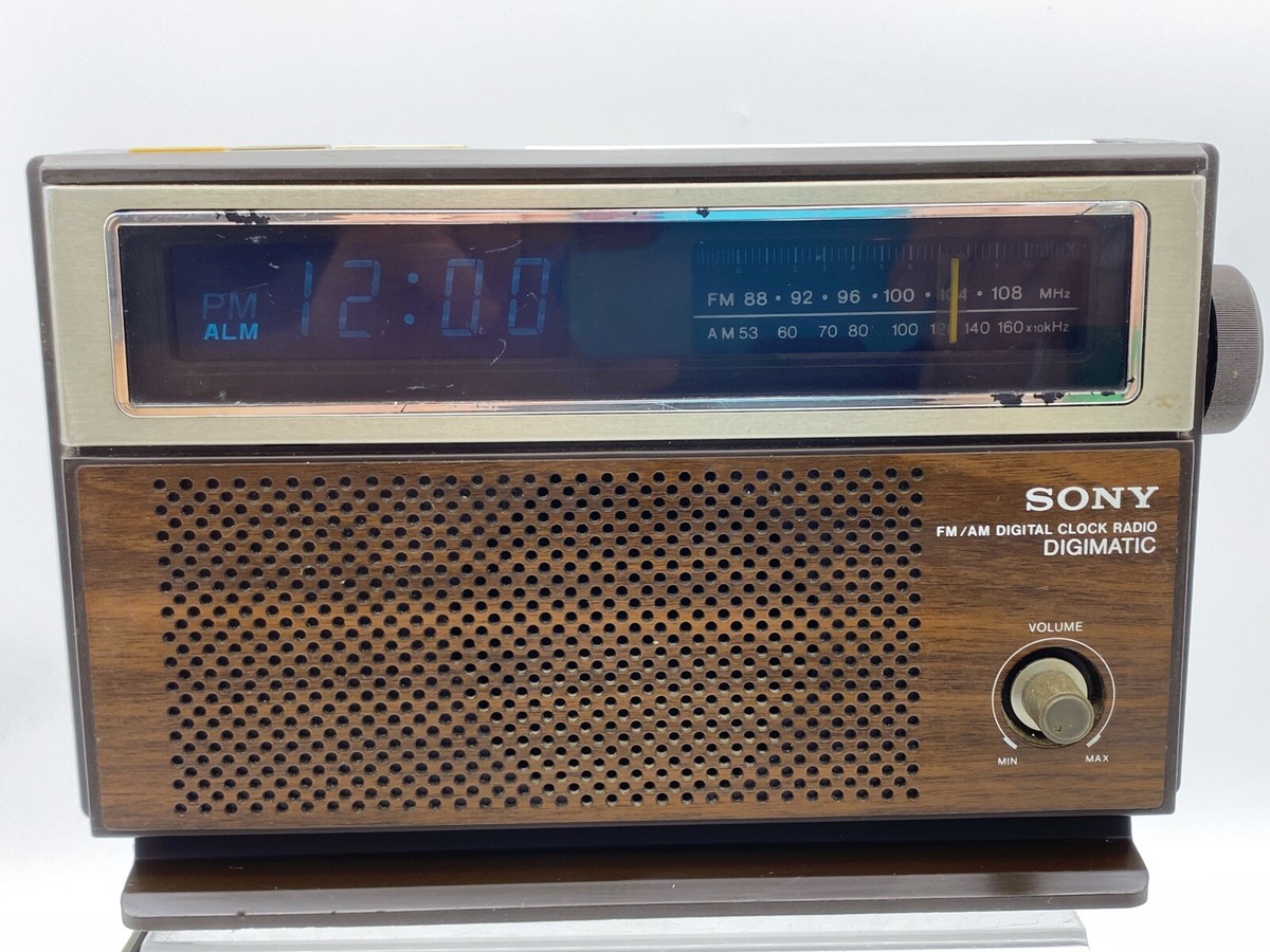 Sony Digimatic Model ICF-C810W AM/FM Clock Radio, Made In Japan