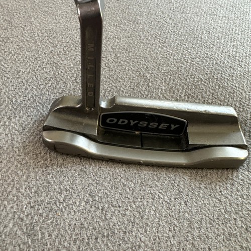 ODYSSEY Black Series -i 1 RH Tungsten Milled 350 34 Inch Blade Putter Needs Grip - 第 2/5 張圖片