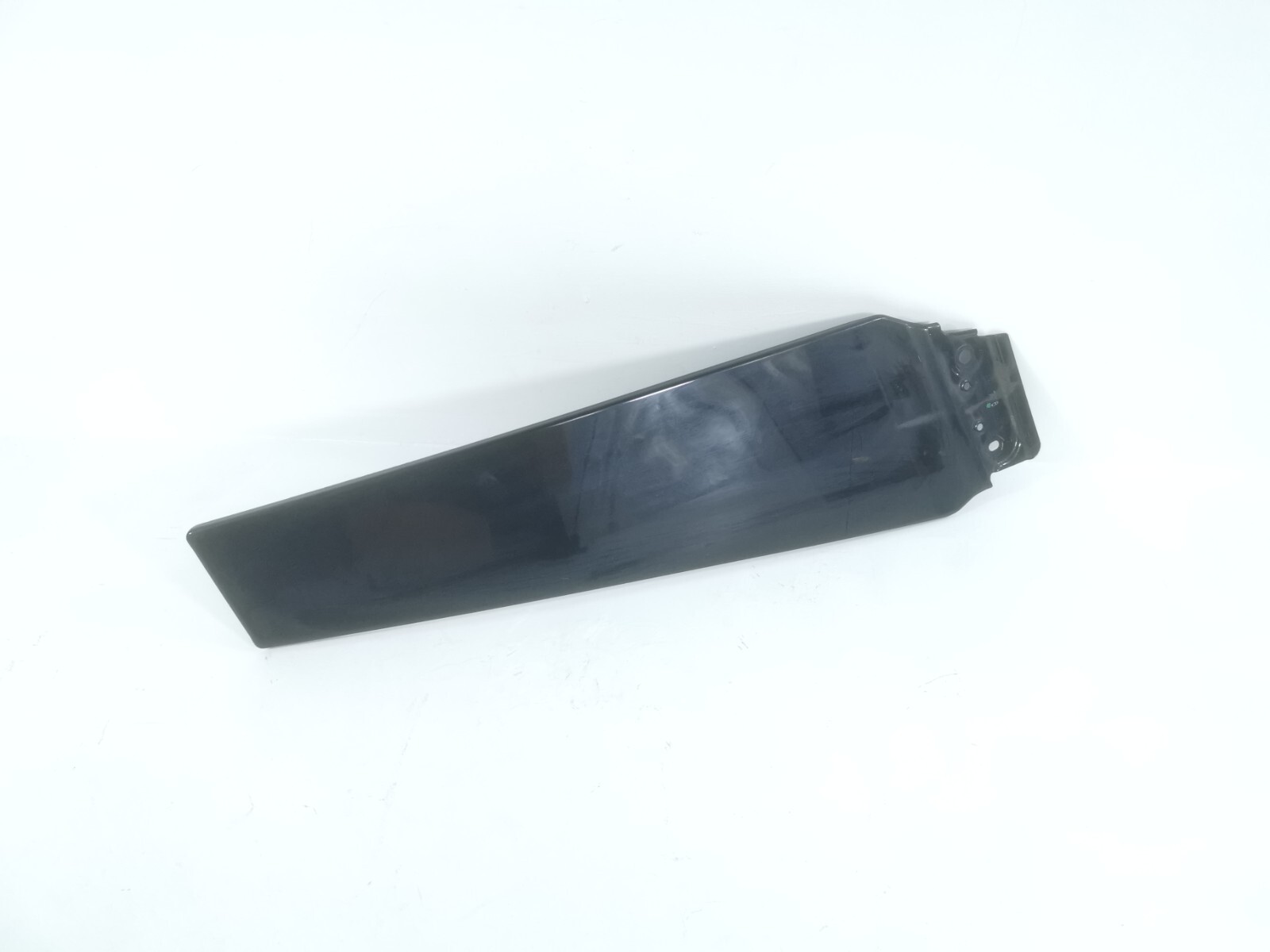 17-20 MASERATI Levante LEFT DRIVER SIDE B PILLAR MOLDING TRIM