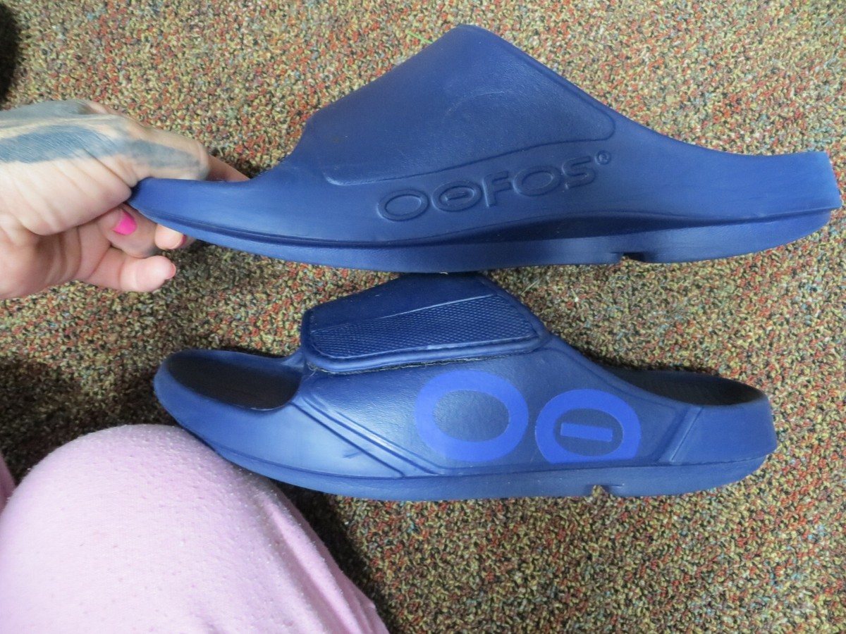 OOFOS navy blue OOahh recovery slides Men main image 4