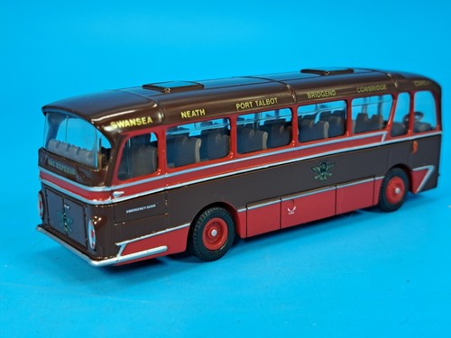 EFE 12105 - 1/76 - OO Gauge - Cavalier Coach - Neath & Cardiff - Picture 5 of 11