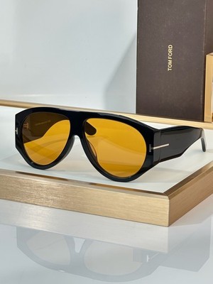 TOM FORD Bronson TF1044 Unisex Sunglasses 60 12-140