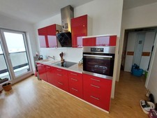 Einbauküche, hochwertig mit 4 m langer Arbeitsplatte zu verkaufen