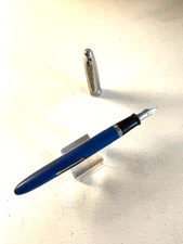 1960s Blue Wearever Lever Filler Fountain Pen Smooth FINE/Med Nib Guaranteed!
